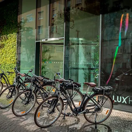 Lux Park 4*